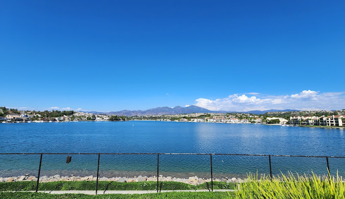 Cerritos neighborhood